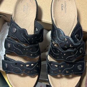 Brand New Clarks size 10 Laurieann sandal